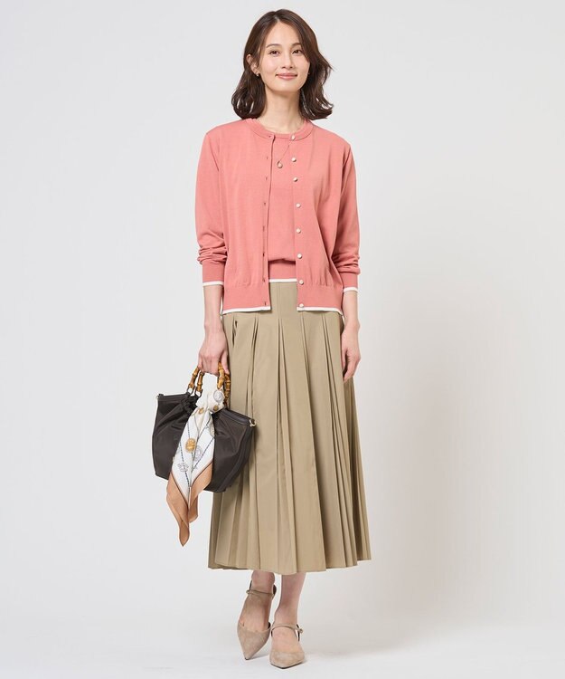 J.PRESS LADIES Traditional print  スクエア スカーフ キャメル系