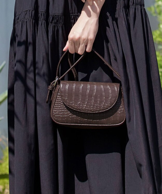 Tiaclasse 【安田美沙子さん着用・2TYPE肩紐/ショルダー&斜め掛け】フラップミニバッグ モカA(クロコ調）