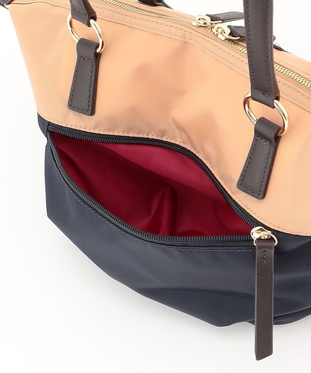 LA BAGAGERIE ウォータープルーフナイロン　2WAYハンドバッグ ベージュ