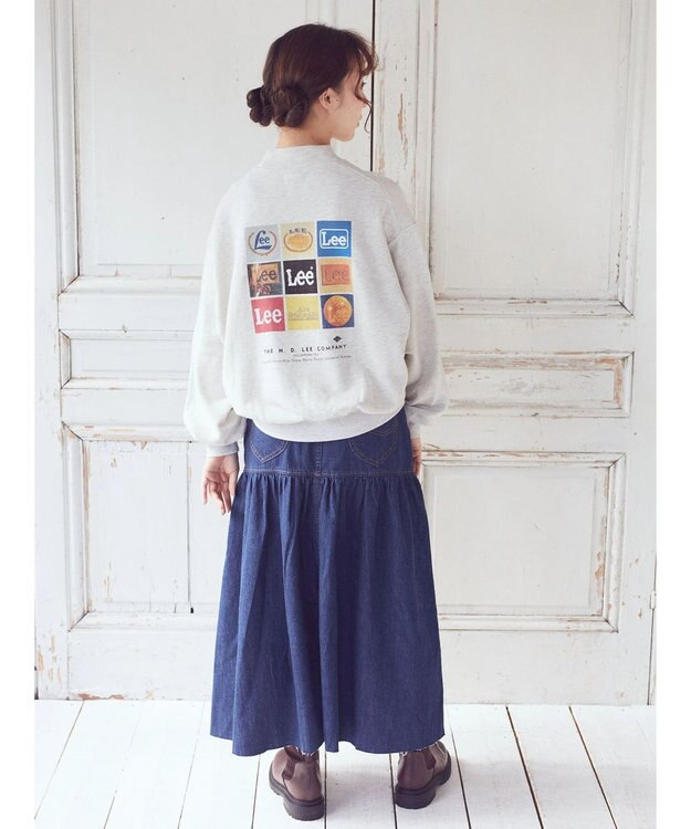 earth music&ecology Ｌｅｅ×ｅ．ｍ．ａ．ｅ．バックプリントプルオーバー Oatmeal