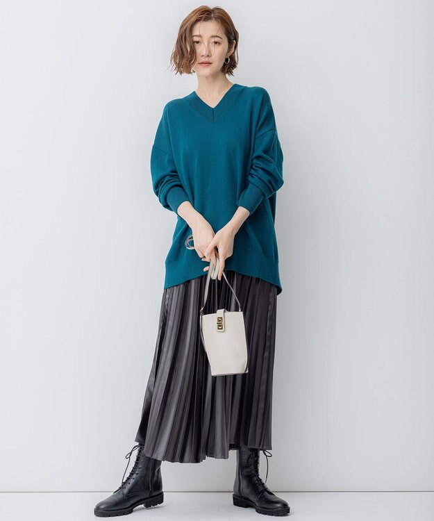 23区 アウトシームポシェット アイボリー系