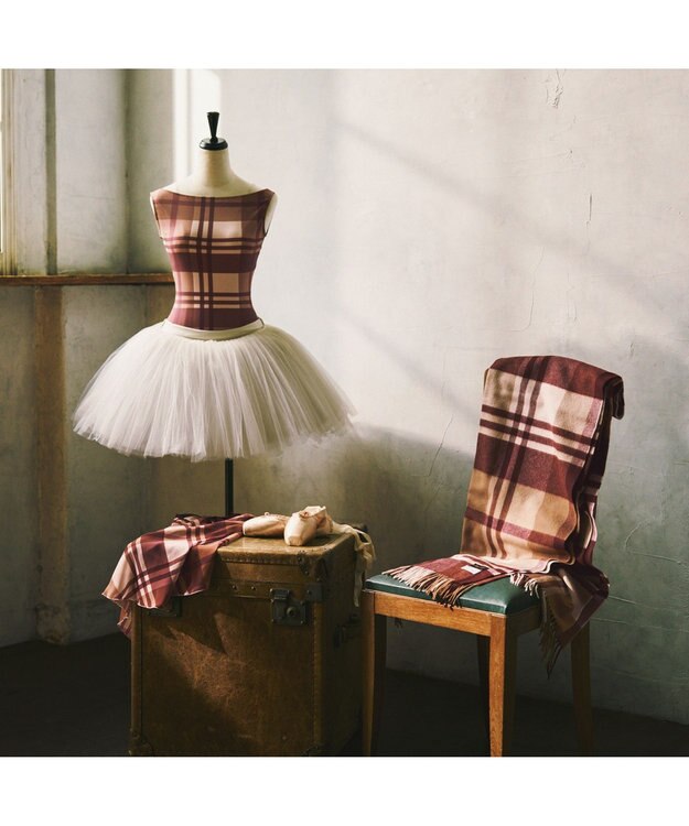 Chacott ◎【Chacott×Joshua Ellis 】ストール ヨーロピアンピンク