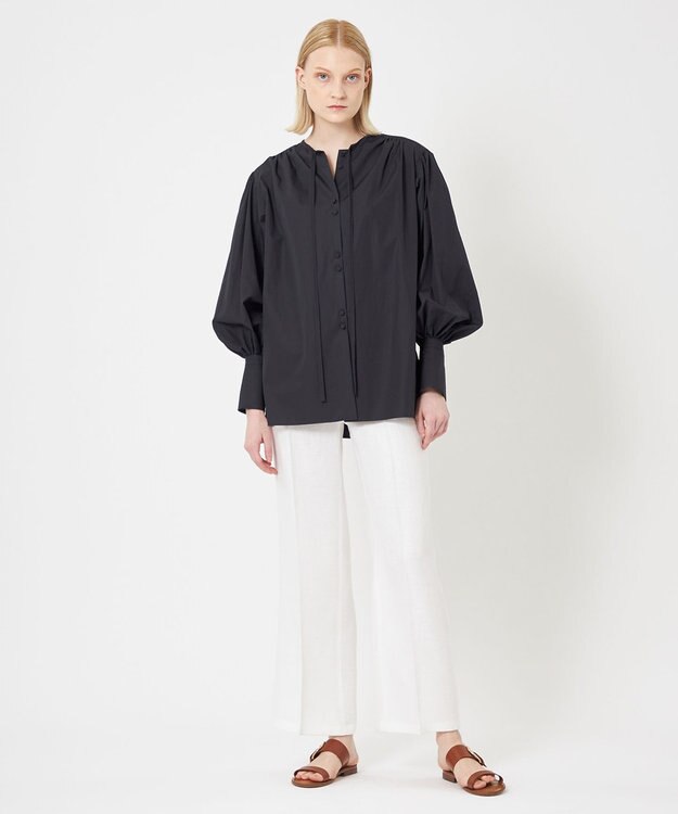 BEIGE， BURDOCK / ワイドパンツ White