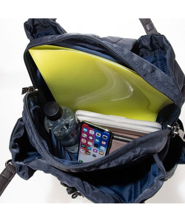 Y'SACCS 【Y’SACCS vous et】ポーチ付き4WAYリュック ネイビー