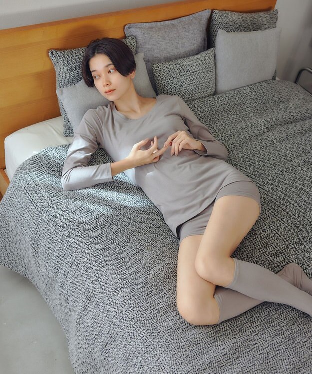 UNFILO TTON【温活】ロング Tシャツ ベージュ系