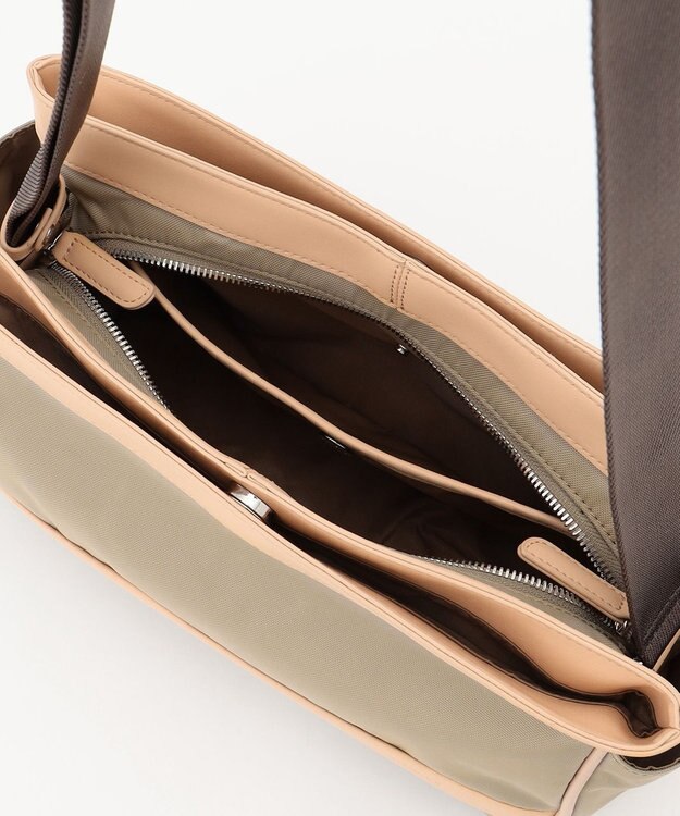 Y'SACCS トラベル ホライズンショルダー ベージュ