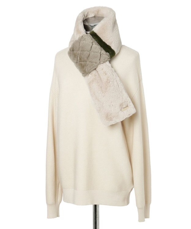 MOONBAT FURLA フェイクファーキルティング風トリコマフラー ベージュ