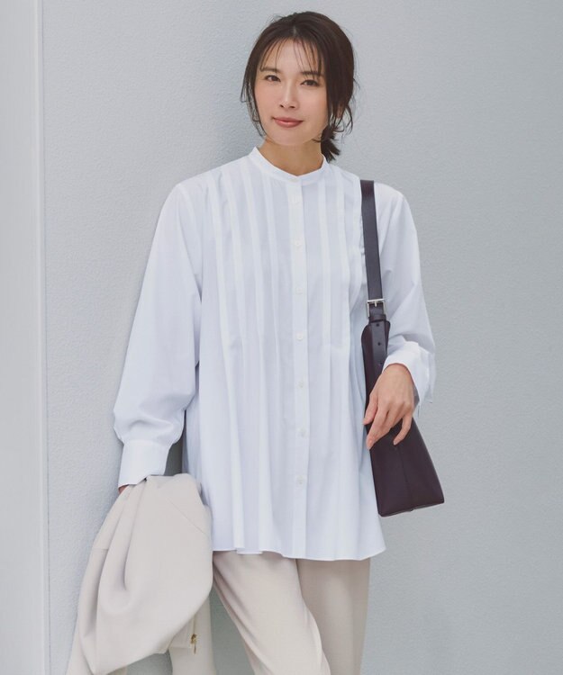 UNFILO バンドカラー タックブラウス オフ