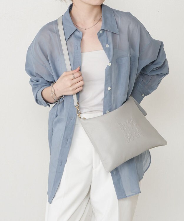 russet エンボスモノグラムショルダーバッグ(CE-1547) L.Gray