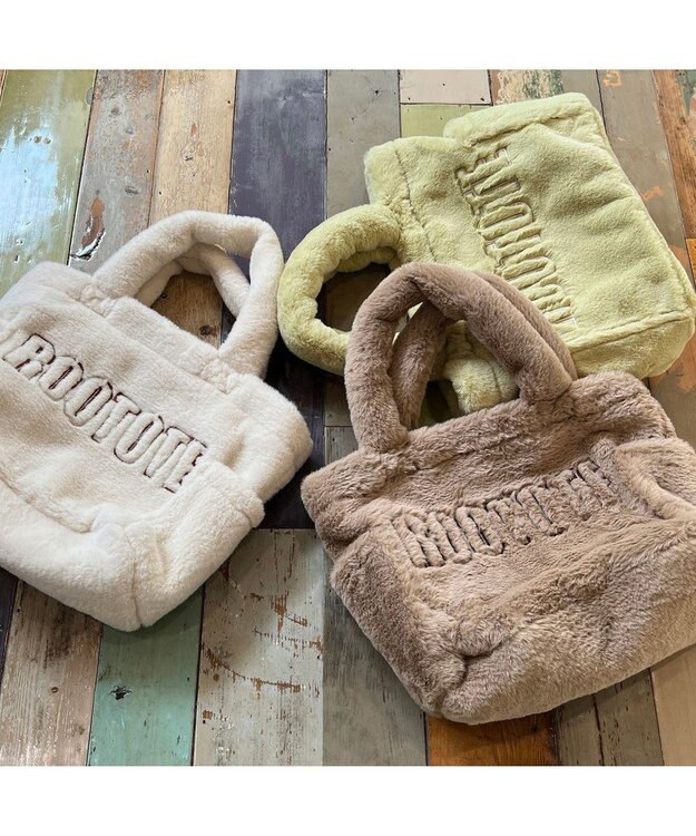 ROOTOTE 3637【ふわふわ】SC.スクエア.ファー.ロゴ-A 01：アイボリー