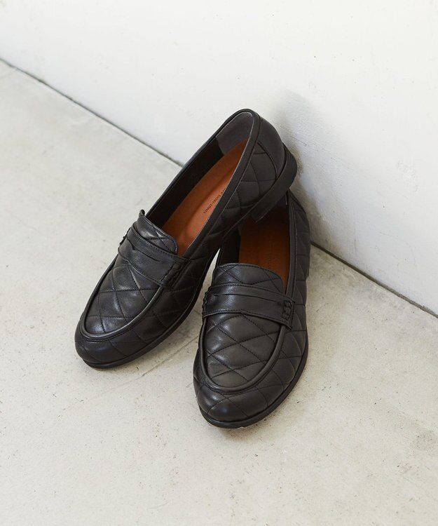 23区 キルティング ローファー ブラック系