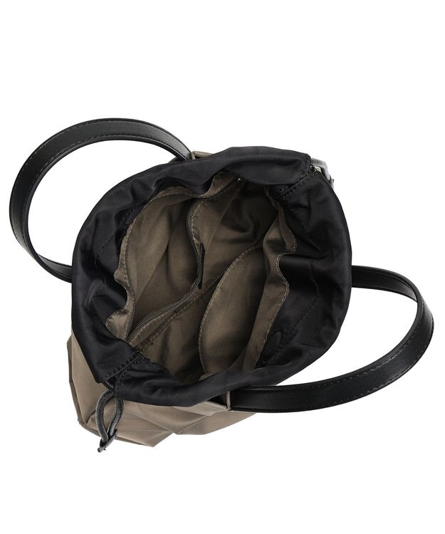 style code 【PADMA/パドマ】ナイロン×レザー　巾着　ショルダーバッグ 2WAY カーキ