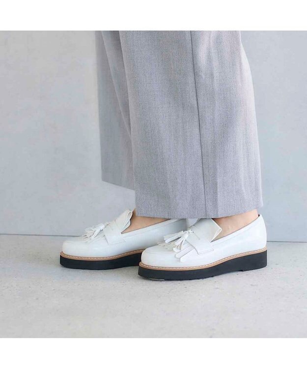 MODE ET JACOMO <carino>【レイン対応】【2WAY】厚底タッセルローファー ホワイト