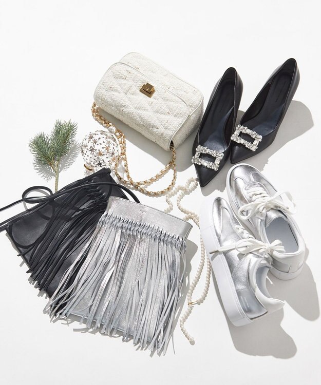 23区 【VERY3月号掲載】レザー スニーカー シルバー系