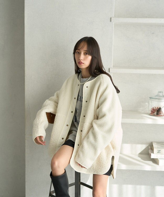 earth music&ecology 粒違い切替ボアブルゾン Ivory