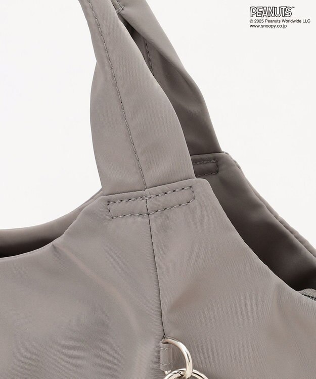 Y'SACCS SNOOPYデザイン サイドギャザー2wayトート　Mサイズ(スケートボード） グレー