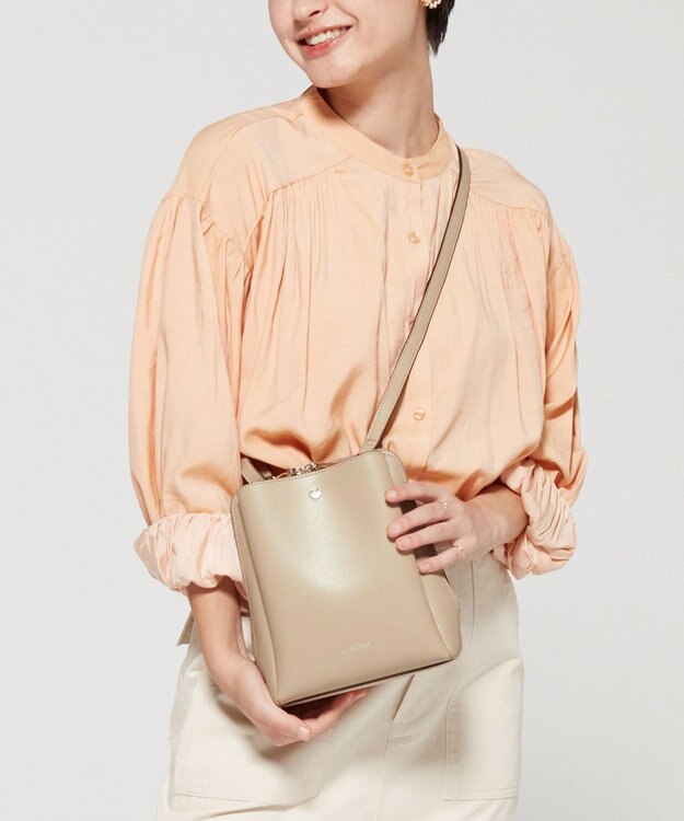 LA BAGAGERIE シンプルポシェット ライトベージュ