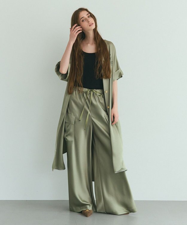 GRACE CONTINENTAL ダブルサテンイージーパンツ カーキ