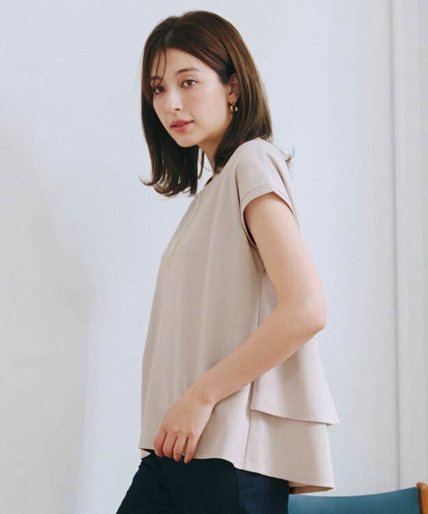 Tiaclasse 【UVカット・吸水速乾】 “きれい見え” バックペプラムトップス グレージュ