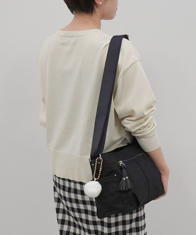 ACE BAGS & LUGGAGE kanana project collection タッセル-e ショルダーバッグ 横 68872 ブラック