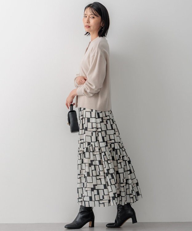 23区 L 【洗える】ARGENTIコラージュプリント ティアードスカート ブラック系