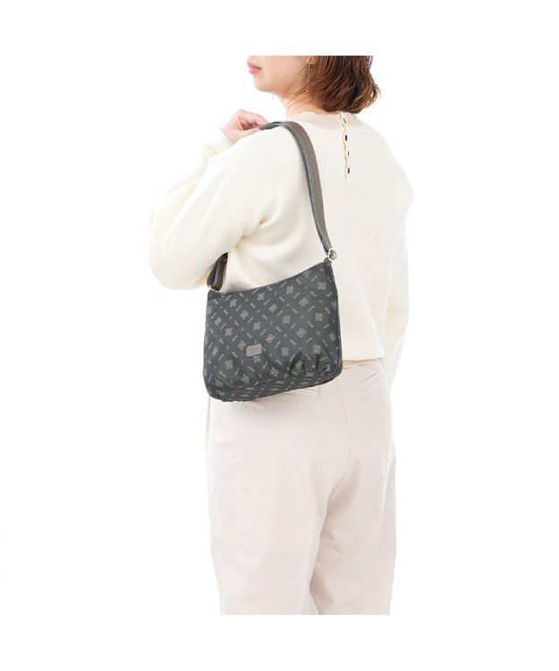 IBIZA モノグラムナイロン　ショルダーバッグ ダークグレー