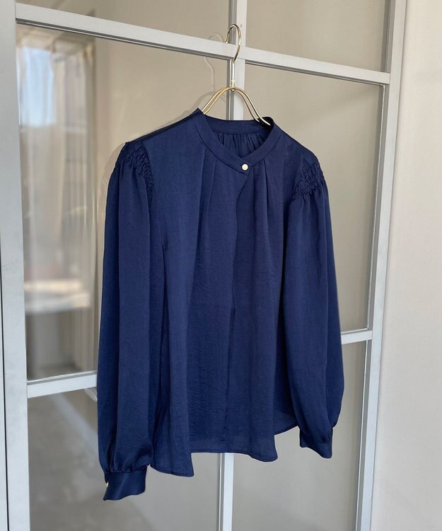 Feroux サテン ブラウス ネイビー系