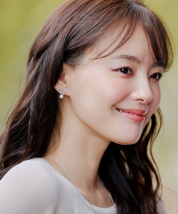 Tiaclasse 【金属アレルギー対応／選べる2タイプ】リボン＋パールピアス シルバーＡ