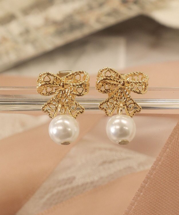 Tiaclasse 【金属アレルギー対応／選べる2タイプ】リボン＋パールピアス ゴールドＡ