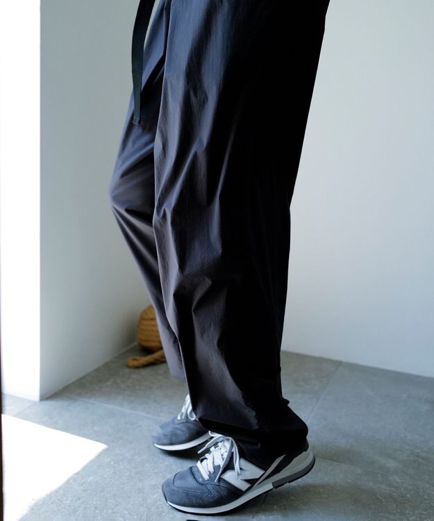 UNFILO MENS LIGHT MOVE ワイドパンツ チャコール