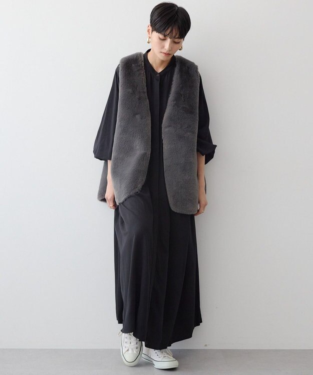 AMERICAN HOLIC 丈違いフェイクファーベスト Charcoal Gray