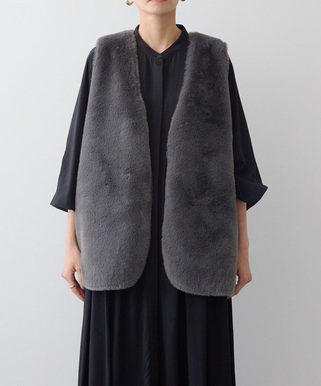 AMERICAN HOLIC 丈違いフェイクファーベスト Charcoal Gray