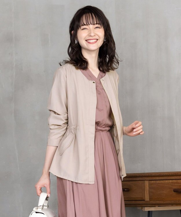 Tiaclasse L 【洗える】シルエットの変化を楽しめる麻調ドロストジャケット グレージュ