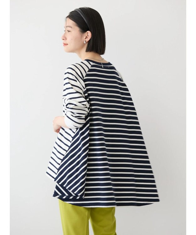 AMERICAN HOLIC バックフレアミニ裏毛チュニック Border