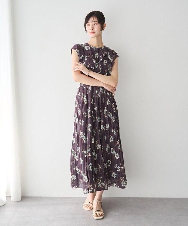 YECCA VECCA フラワー柄フリルプリーツワンピース Brown