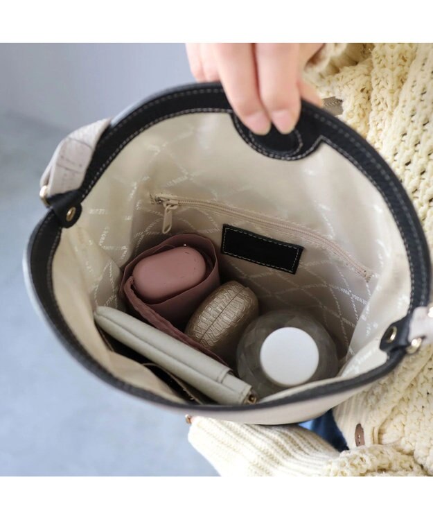 PELLE BORSA 縦型フラップショルダー Reinette レネット 4791 グレージュ