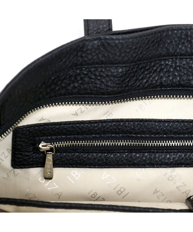 IBIZA カレーラ　セミショルダーバッグ ピンクベージュ