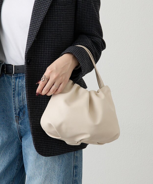 russet レザー巾着4WAYショルダーバッグ(CE-1454) Ivory