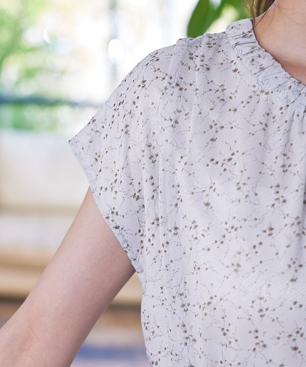 Tiaclasse L 【洗える】花柄シフォン衿ギャザーワンピース グレー