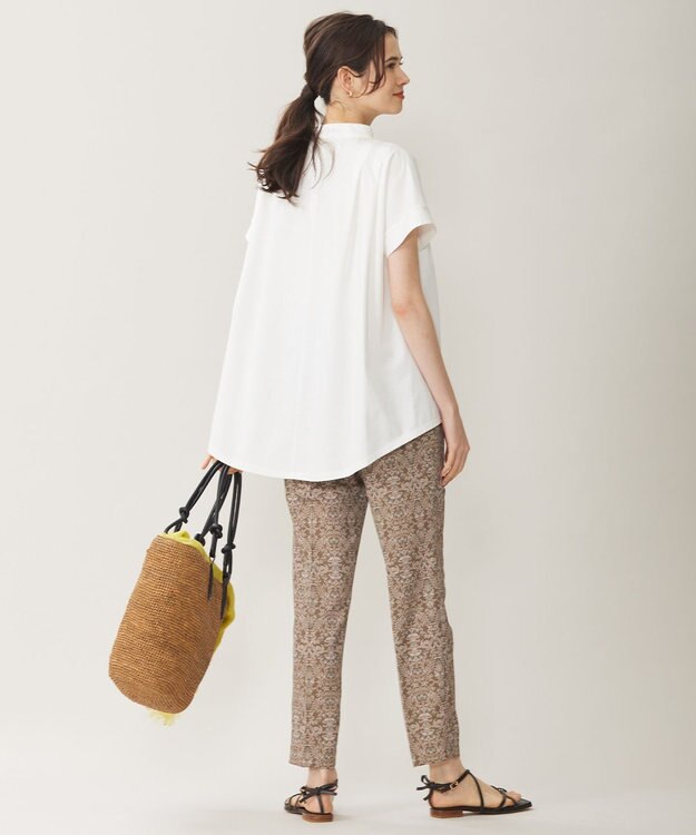 自由区 【洗える】ダマスクフローラルプリントテーパード パンツ モカ