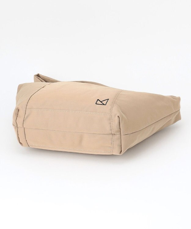 LA BAGAGERIE 【maison vert】 【トラベルにぴったり！】メニーポケットボディショルダーバッグ ベージュ