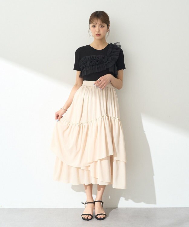 earth music&ecology ティアードヘムフレアスカート Ivory