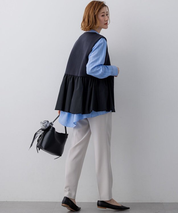 23区 【先行予約】コットンダンボール ペプラム ジレ アウター ネイビー系