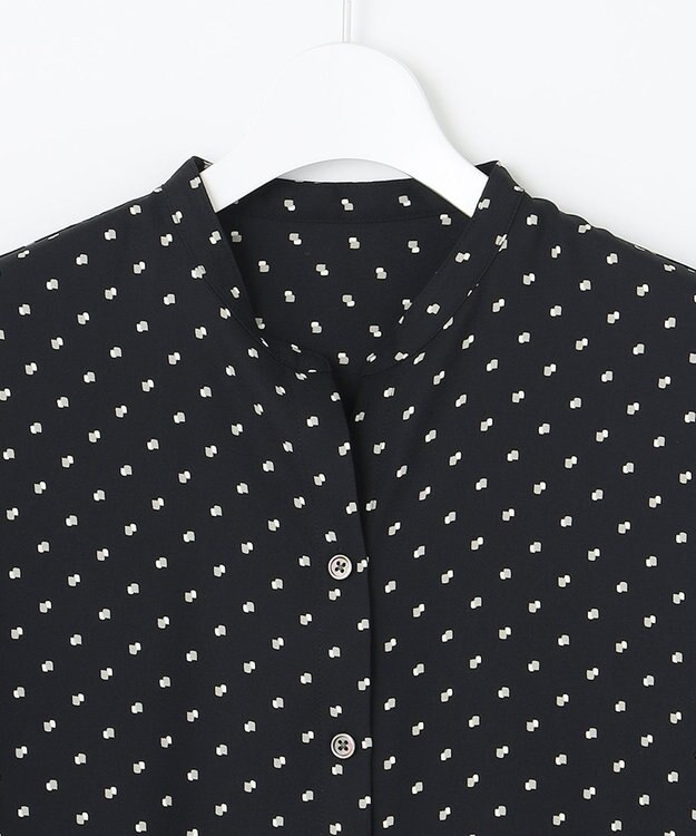 自由区 【セット可/洗える】ダブルスクエアプリント バンドカラーブラウス ネイビー系5