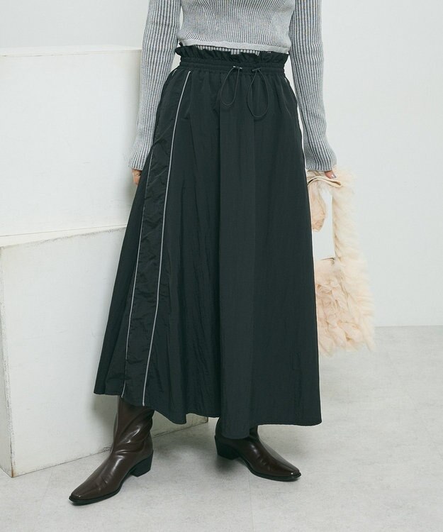 Green Parks ナイロンラインフレアスカート Black