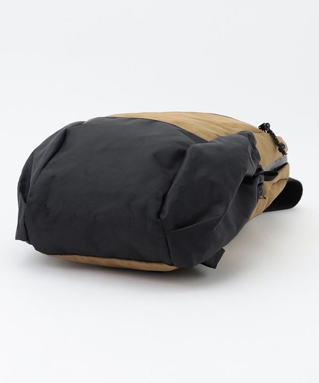 JOSEPH ABBOUD MOUNTAIN 【リサイクル素材・ハンドメイド生産】flowfold   OPTIMIST BACKPACK 18L バックパック キャメル系