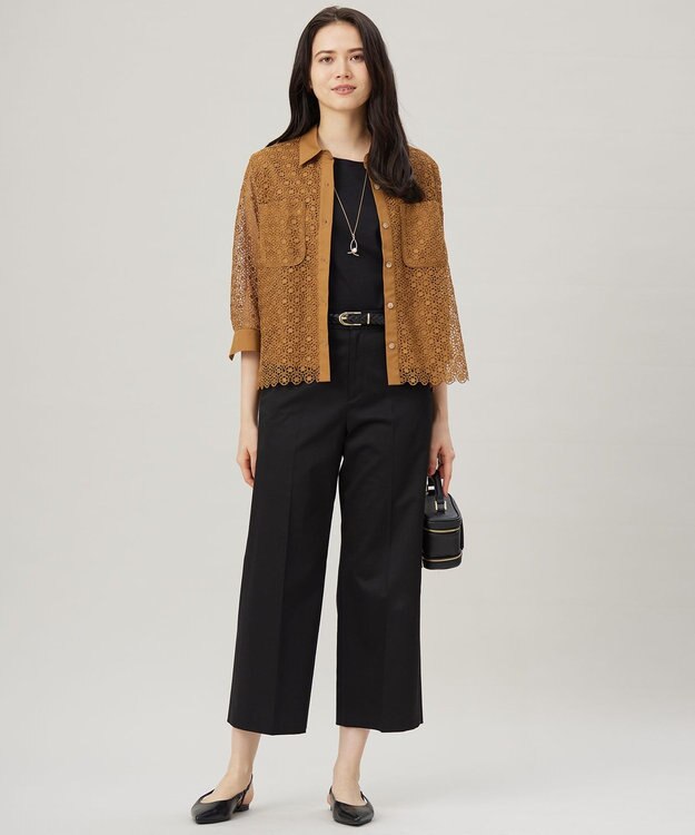 自由区 【ドラマ「明日はもっと いい日になる」着用】【洗える】ジオメトリックフラワーレースクロップド丈シャツ ブラウス モカ