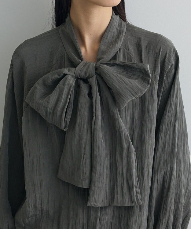 Green Parks ボウタイリボンブラウス Charcoal Gray