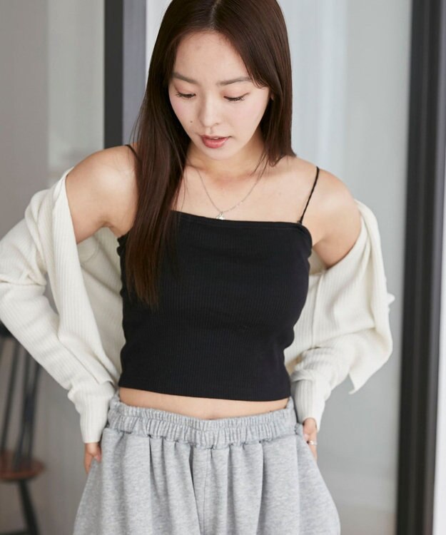 WEGO 【カップ付きインナー/SMサイズ展開】なちゅ盛れカップインショートキャミ ブラック