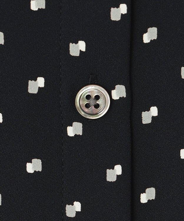 自由区 【セット可/洗える】ダブルスクエアプリント バンドカラーブラウス ネイビー系5